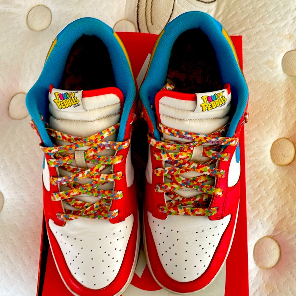 Nike fruity Pebbless sneakers  size 11.5